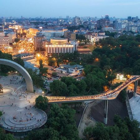 Апартаменты Центр Крещатик Kyjev Exteriér fotografie